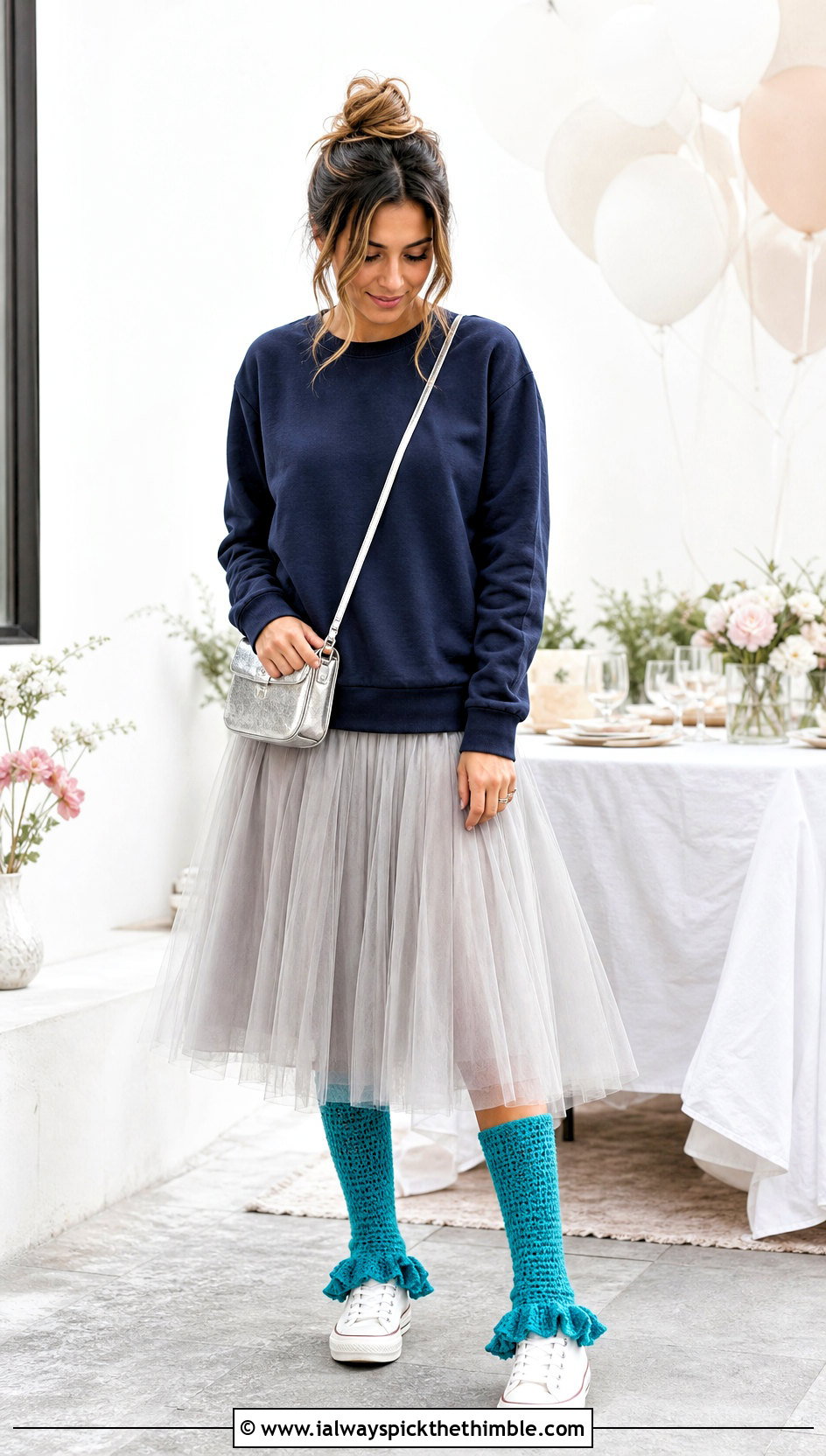 Ruffle Hem Crochet Legwarmers With Tulle Skirt And Sweatshirt - 25 crochet legwarmers outfit ideas