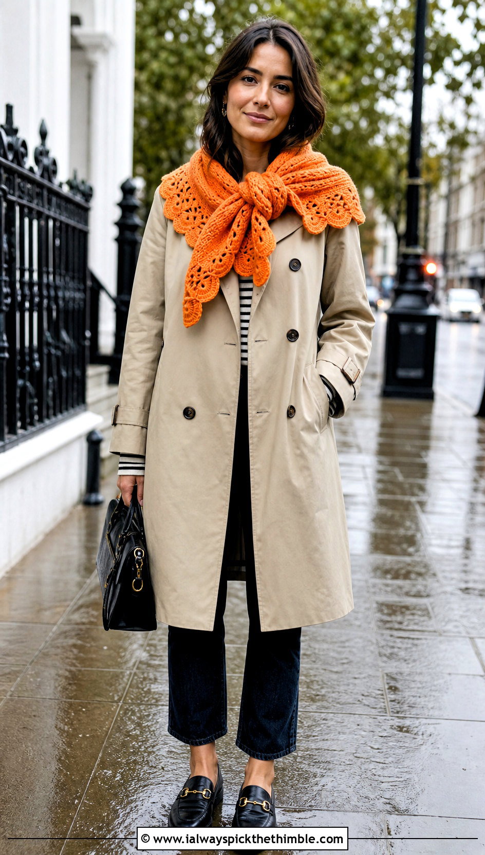 Scalloped Edge Shell Scarf With Trench Coat - 20 crochet shell scarf outfit ideas