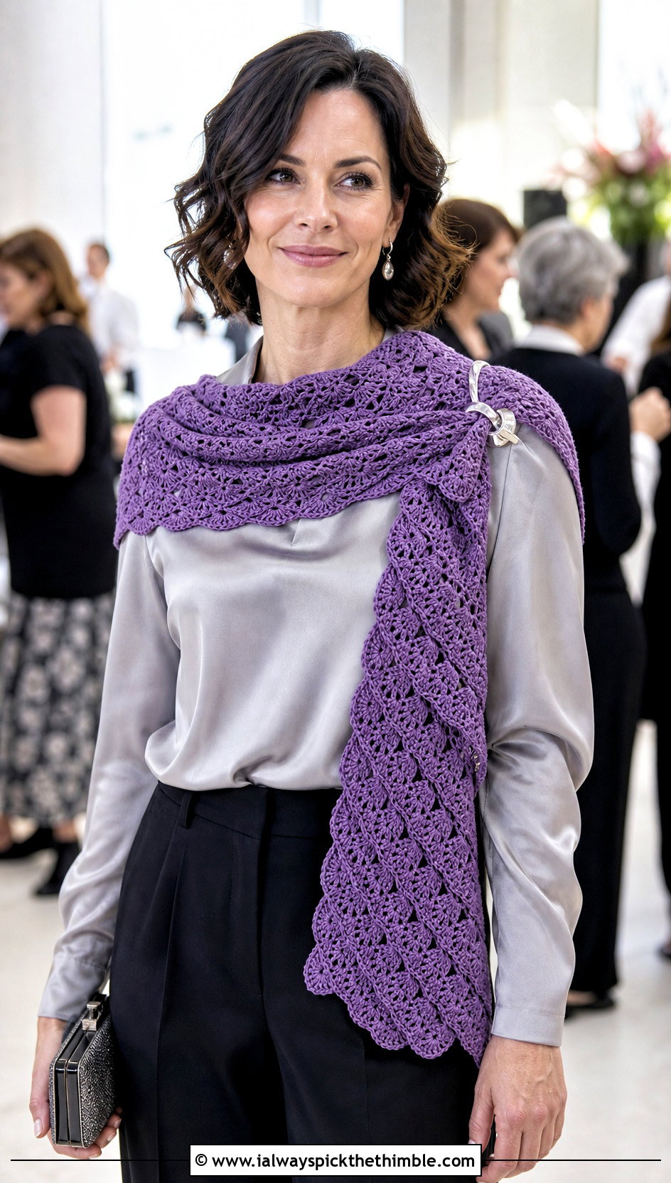 Shell Stitch Crochet Scarf With Satin Blouse - 20 Multifunctional Crochet Scarf outfit ideas