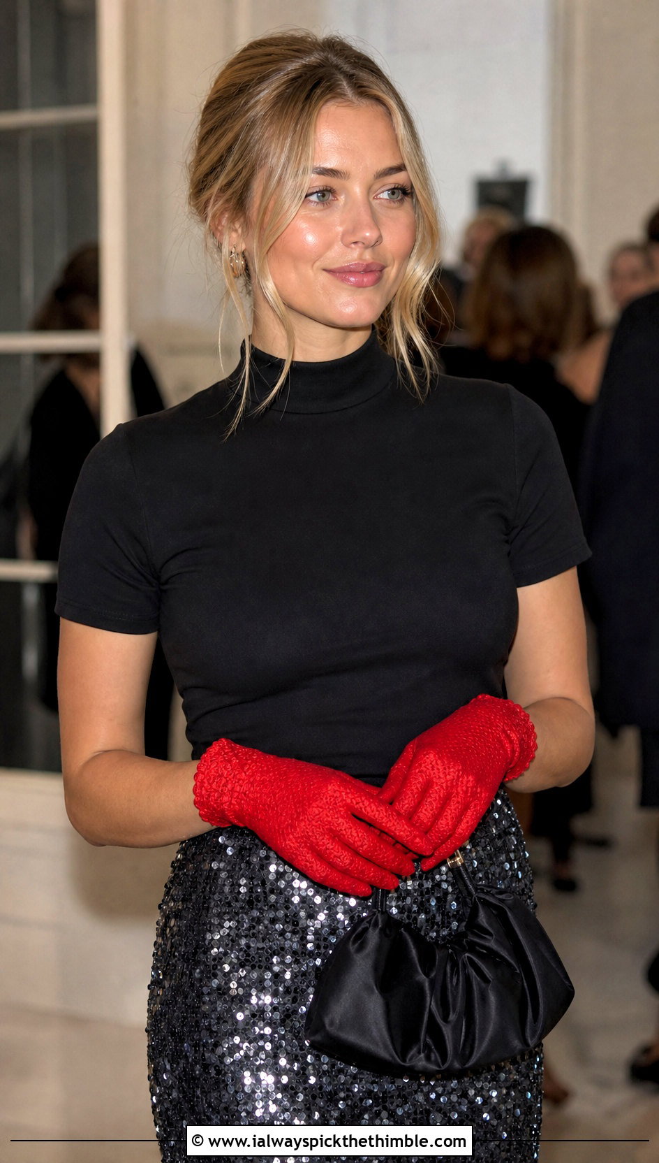 Short Cuff Strawberry Gloves With Sequin Skirt - 20 Strawberry Crochet Gloves outfit ideas