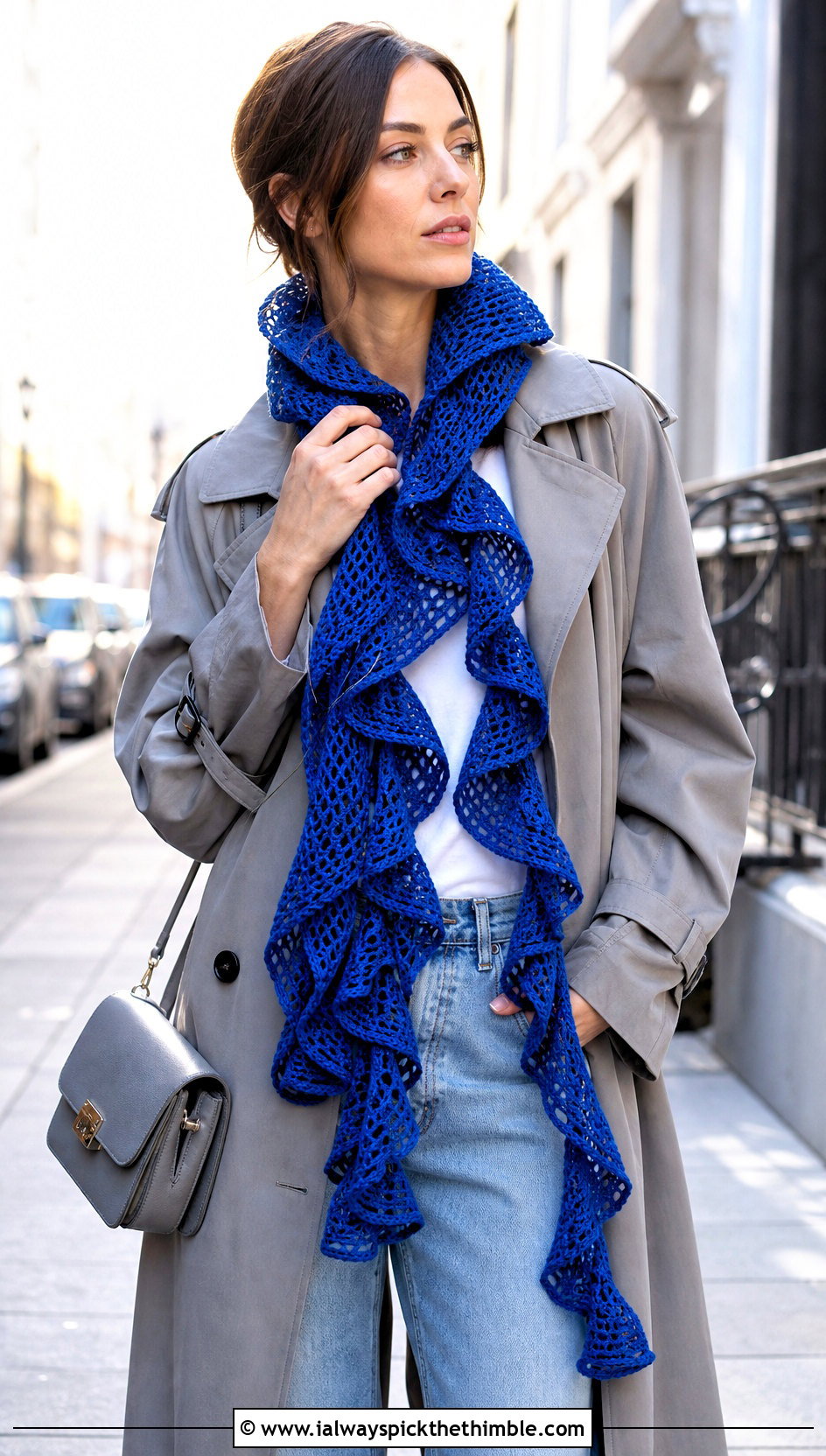 Spiral Net Crochet Ruffle Scarf With Trench Coat And Jeans - 20 crochet ruffle scarf outfit ideas