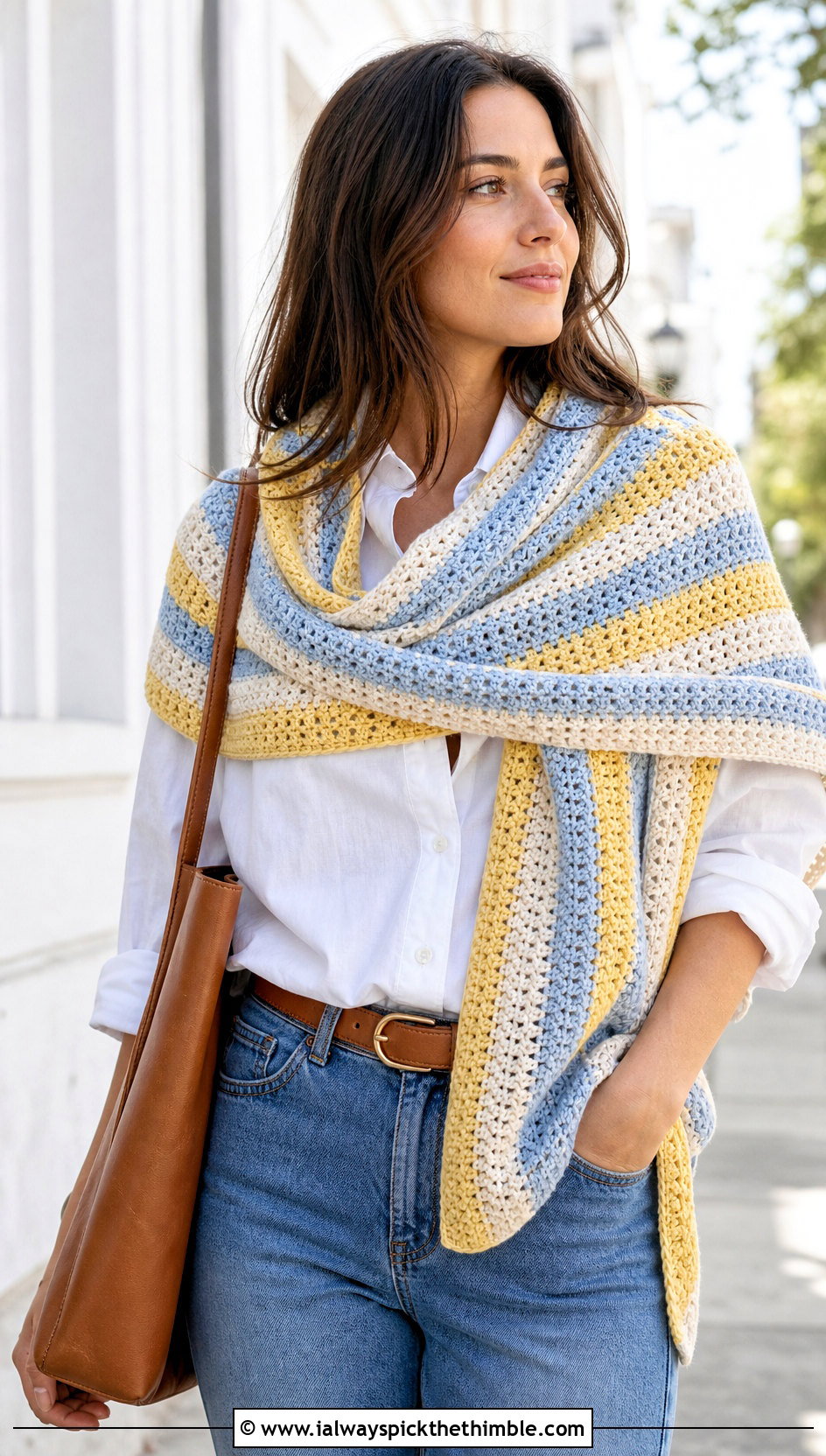 Striped Rectangular Shawl With White Shirt And Jeans - 20 crochet rectangular shawl outfit ideas