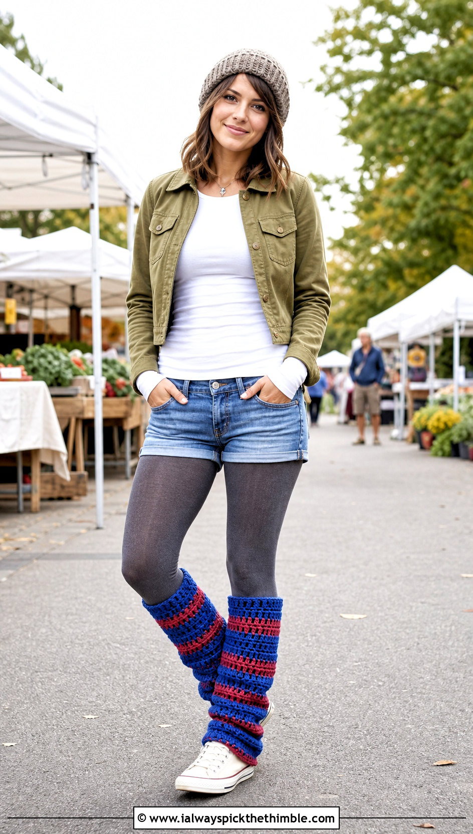 Striped Slouchy Crochet Leg Warmers With Denim Shorts - 20 Slouchy Crochet Leg Warmers outfit ideas