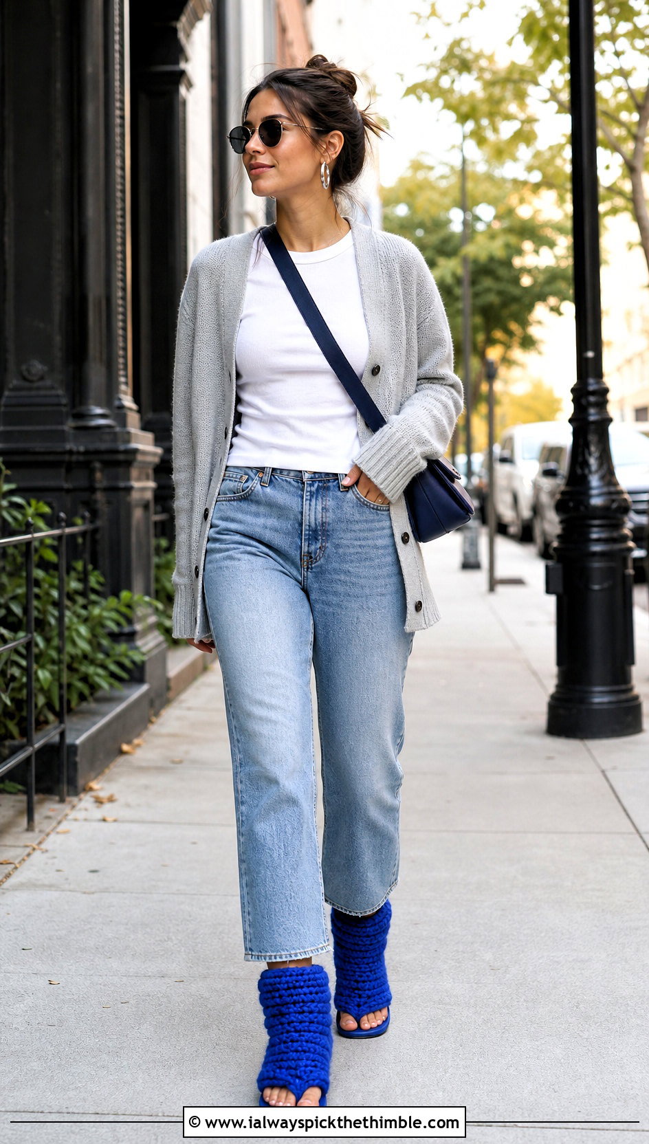 Sweater Boots With Straight Leg Jeans - 15 crochet boots with flip flop soles outfit ideas