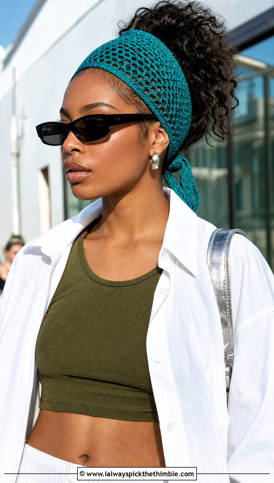 Teal Mesh Tie Back Crochet Headband With Cargo Pants - 15 Teal Crochet Headband outfit ideas