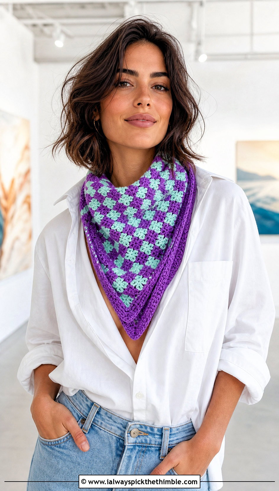 Triangle Checkered Crochet Scarf With White Shirt - 20 Checkered Crochet Scarf outfit ideas