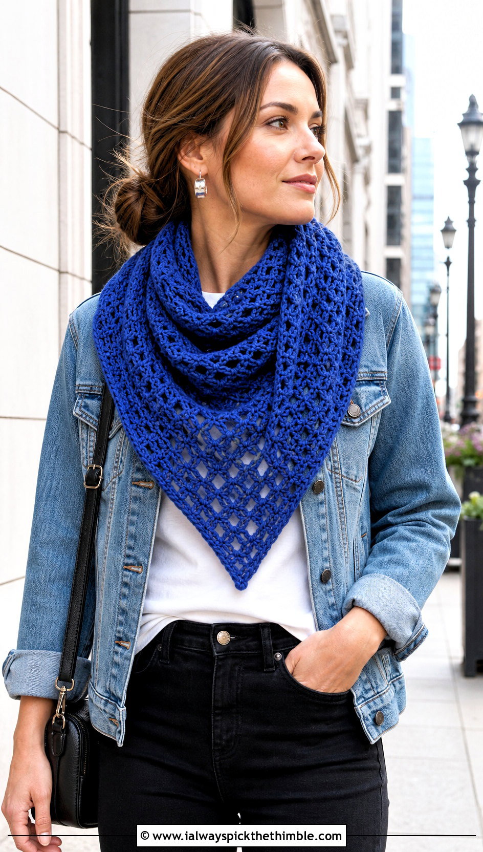 Triangle Crochet Cowl Shawl With Denim Jacket - 20 crochet cowl shawl outfit ideas