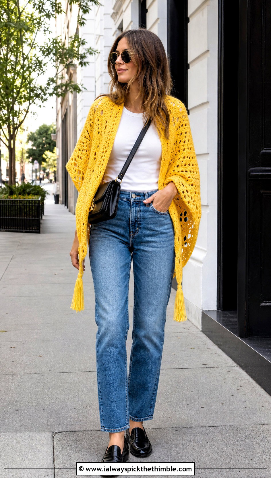 Triangle Crochet Shawl With Straight Leg Jeans - 25 crochet shawls and wraps outfit ideas