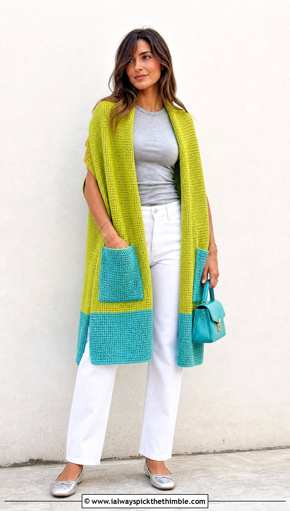Tunisian Color Block Pocket Shawl With White Denim - 15 Tunisian Crochet Pocket Shawl outfit ideas