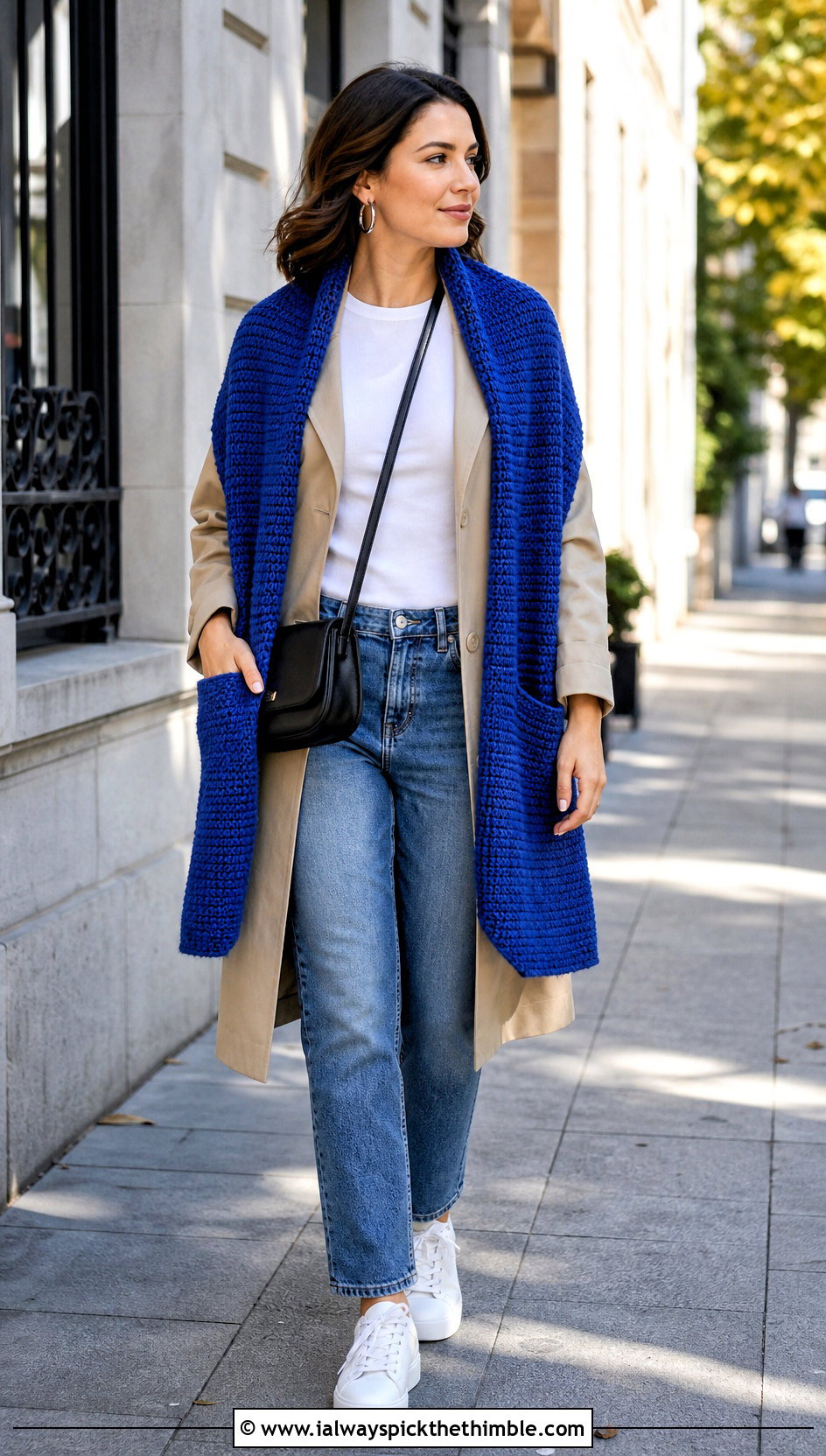 Tunisian Crochet Pocket Shawl With Trench Coat And Jeans - 15 Crochet Shawls And Wraps With Pockets outfit ideas