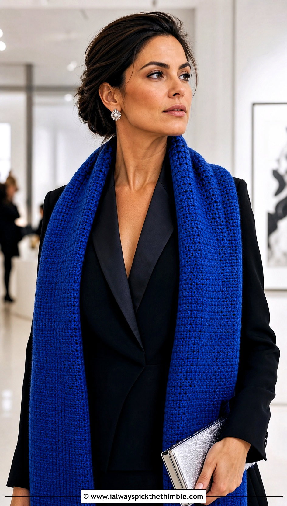 Tunisian Double Knit Scarf With Tuxedo Dress - 25 tunisian crochet scarf outfit ideas