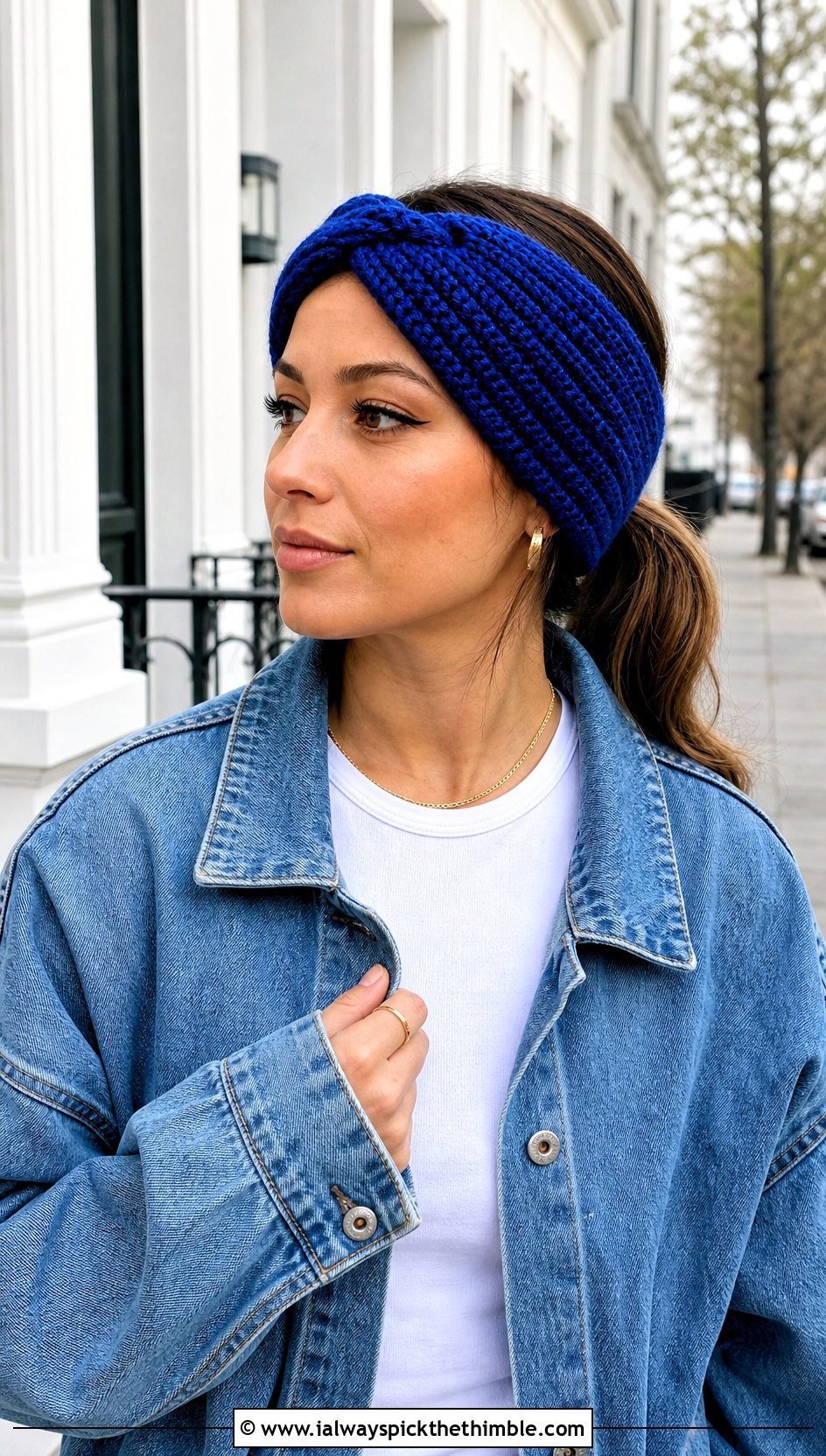 Twist Front Crochet Ear Warmer With Denim Jacket - 25 crochet ear warmer outfit ideas