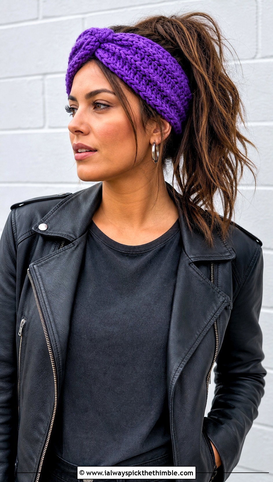 Twisted Hair Tie Crochet Headband With Leather Jacket And Black Jeans - 15 crochet headband using hair tie outfit ideas