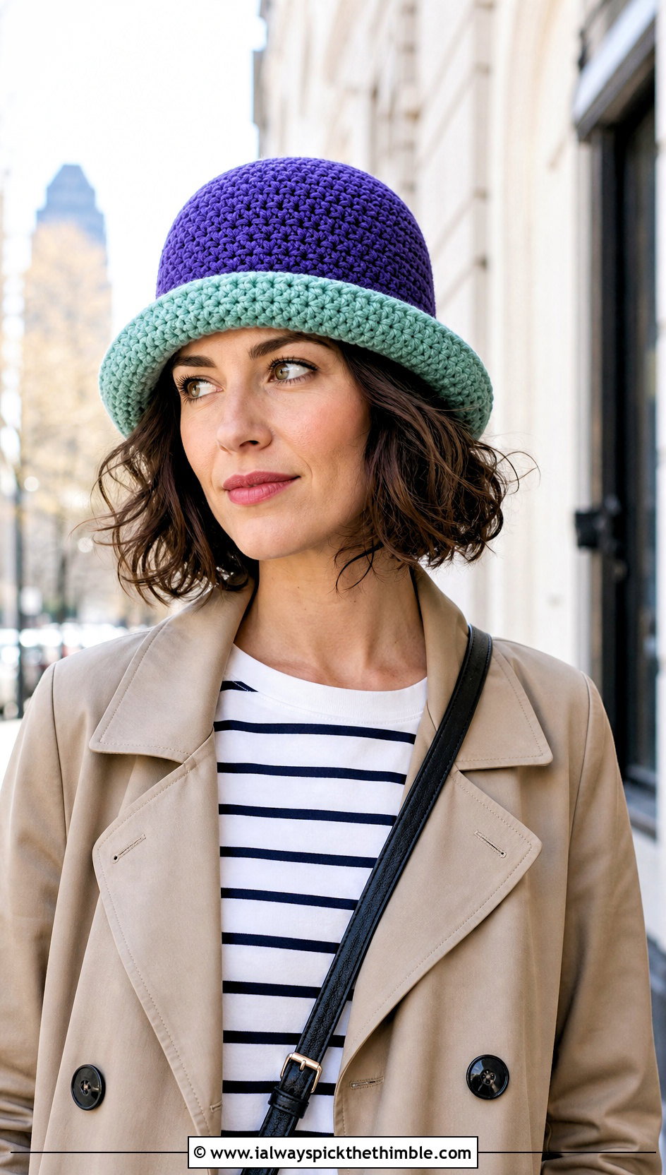 Two Tone Crochet Derby Hat With Trench Coat And Jeans - 20 Crochet Derby Hat outfit ideas