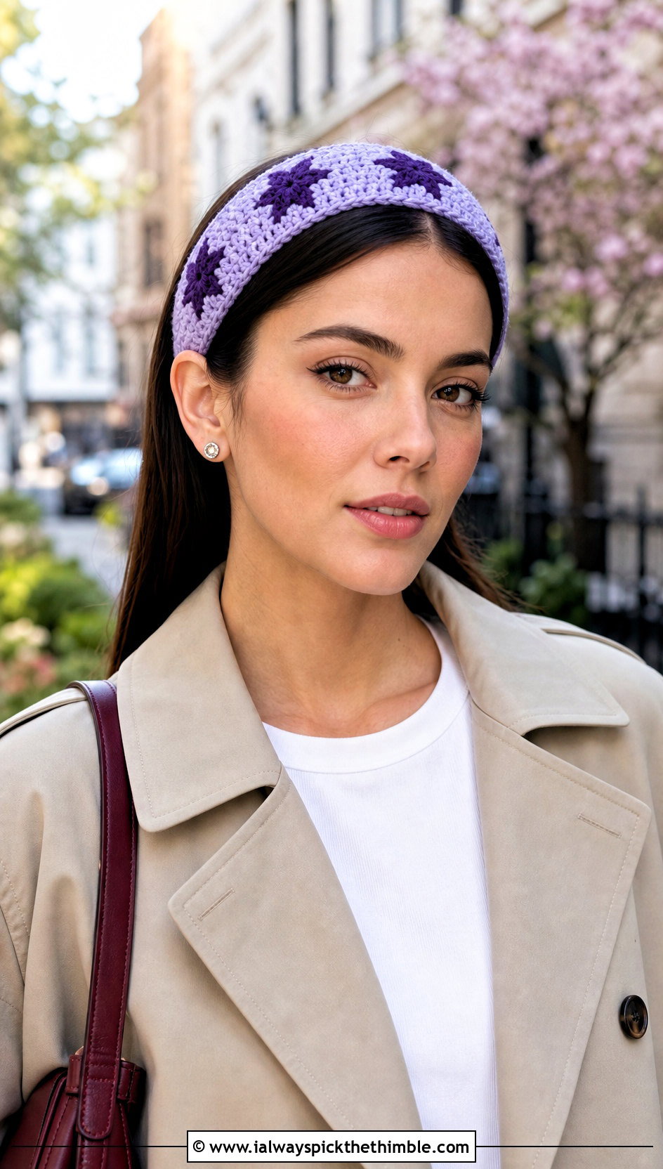 Two Tone Star Motif Headband With Trench Coat - 20 crochet star headband outfit ideas