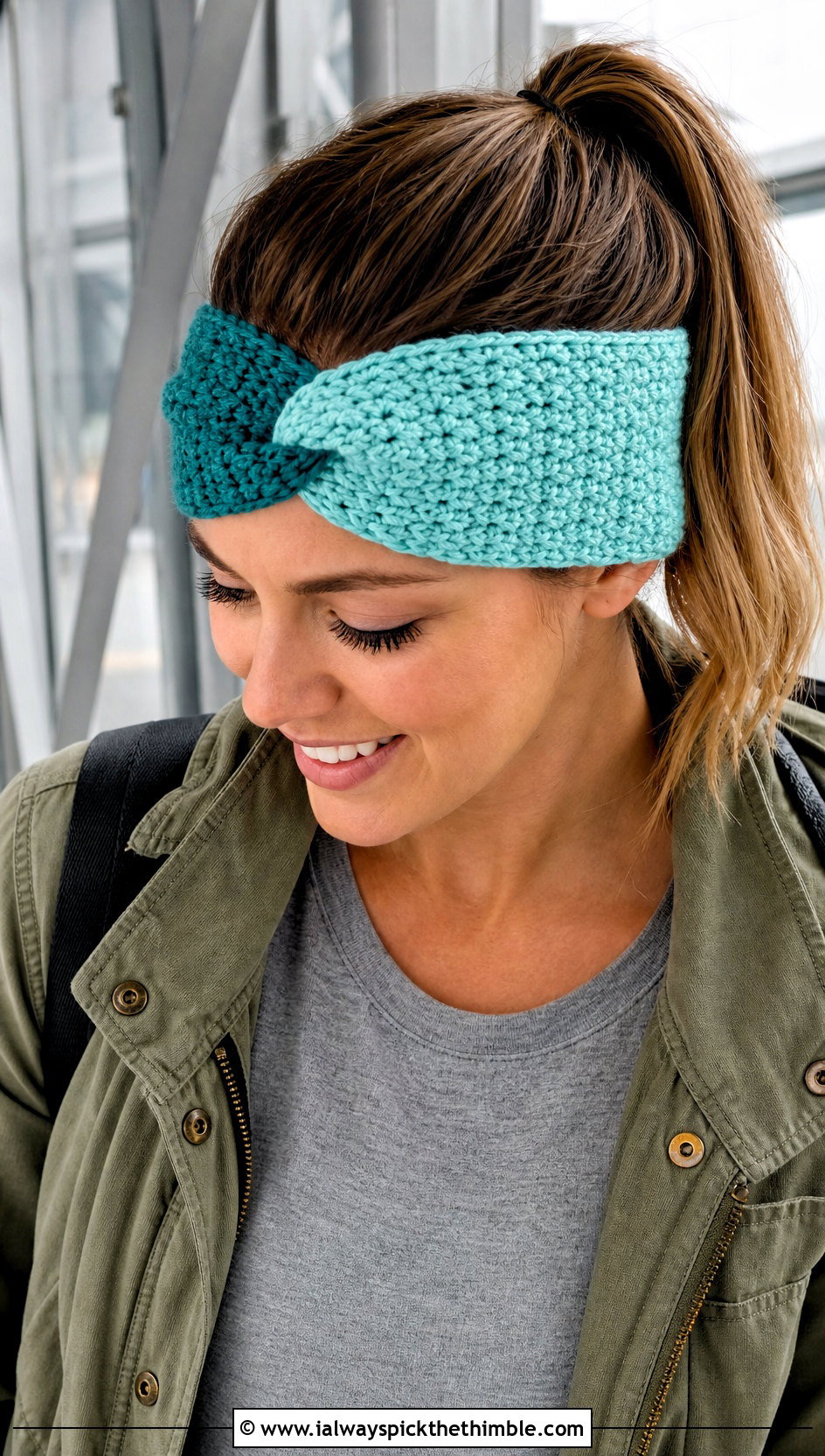 Two Tone Textured Crochet Twist Headband With Cargo Pants - 20 crochet twist headband outfit ideas