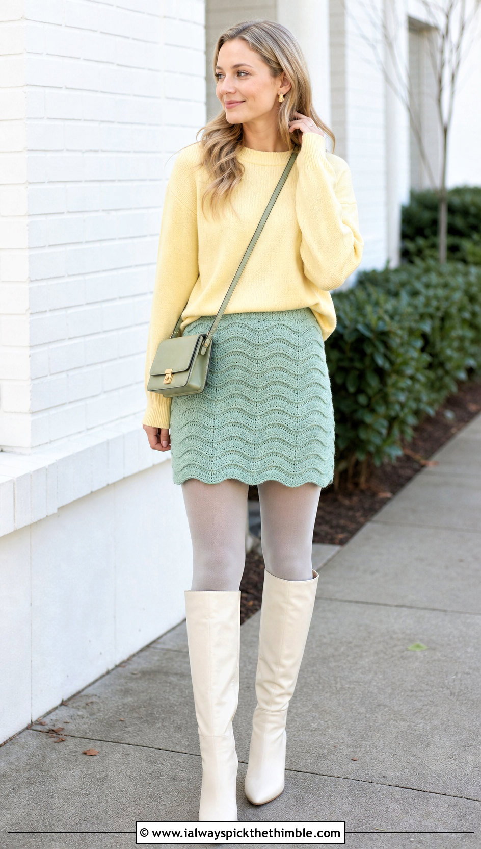 Wavy Mini Crochet Skirt With Crew Neck Sweater - 25 mini crochet skirt outfit ideas