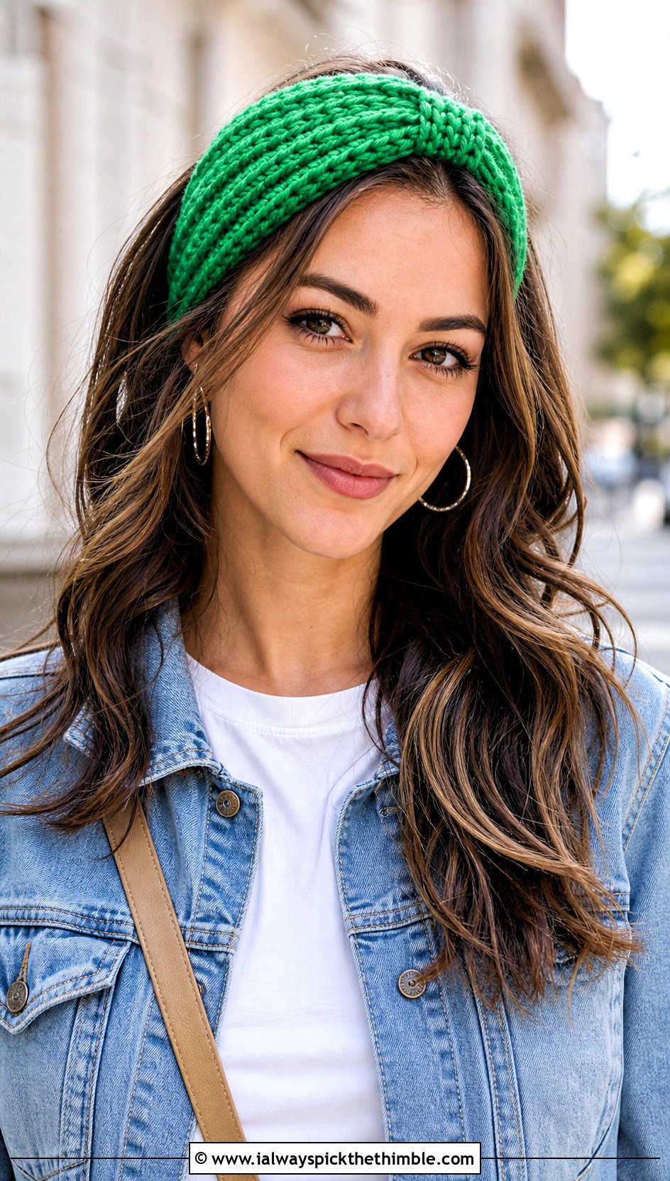 Wide Ribbed Green Crochet Headband With White Tee And Jeans - 20 green crochet headband outfit ideas