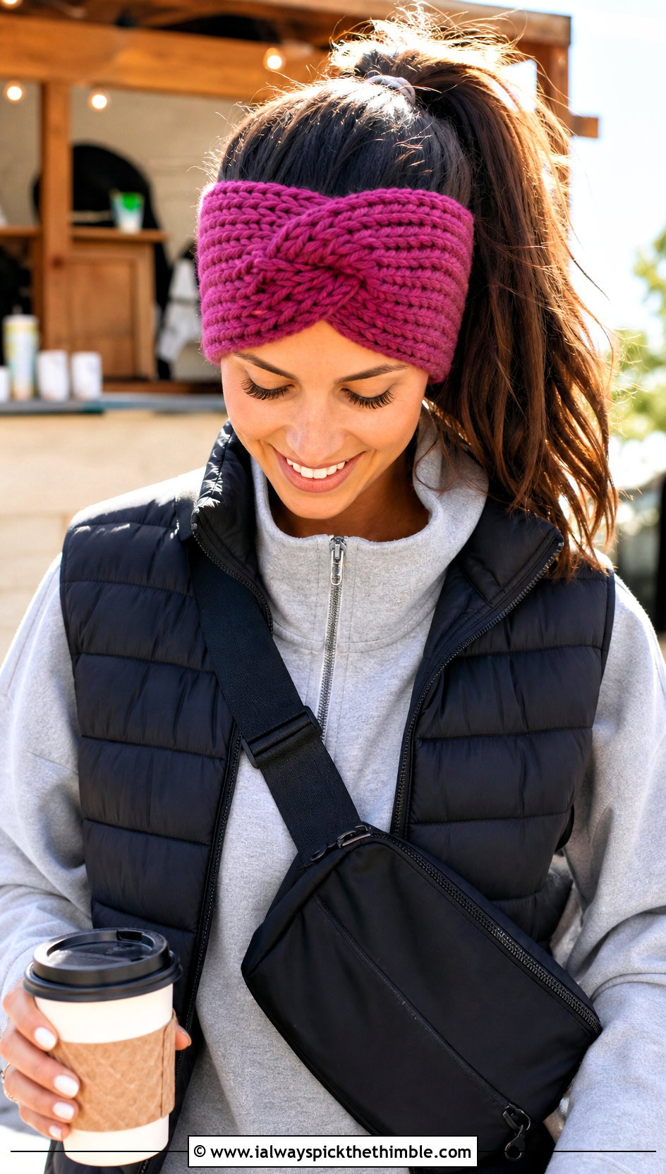 X Twist Bulky Yarn Crochet Headband With Athleisure Outfit - 20 bulky yarn crochet headband outfit ideas