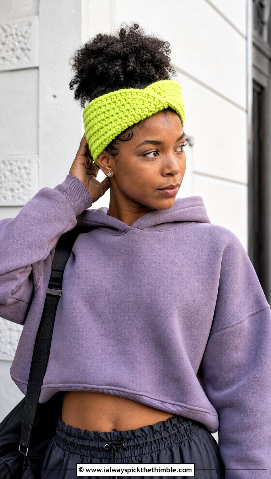 X Twist Crochet Headband With Hoodie And Parachute Pants - 20 quick crochet headband outfit ideas